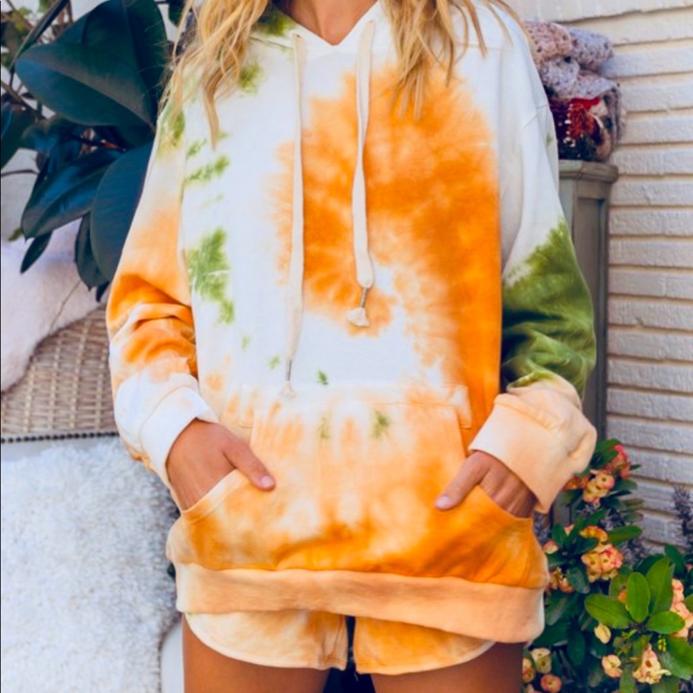 Women’s Pumpkin Hoodie and Lounge Short Set